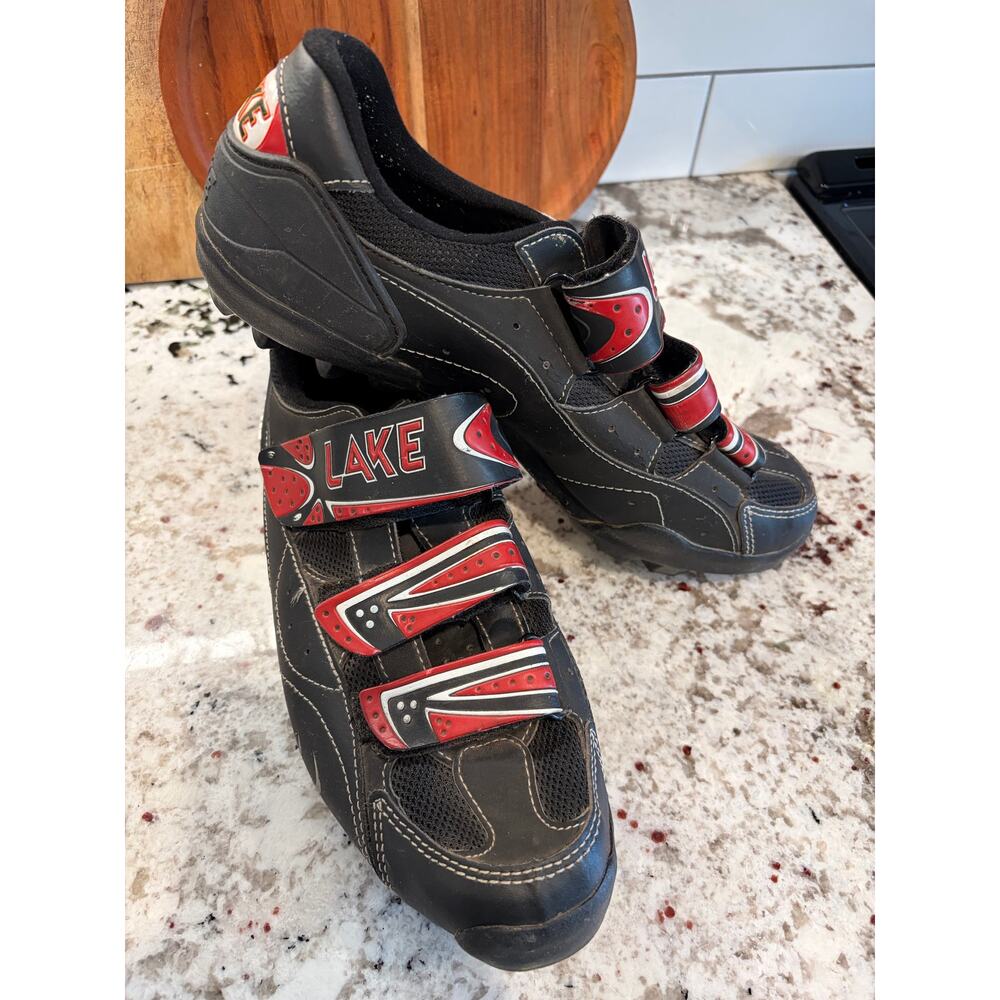 Preowned Lake Cycling Shoes Black/Red Size 45 EU (3-Velcro)